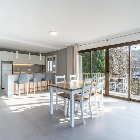 Apartament Ponent 5 *